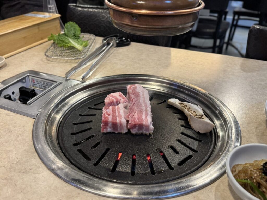 肉典食堂 本店