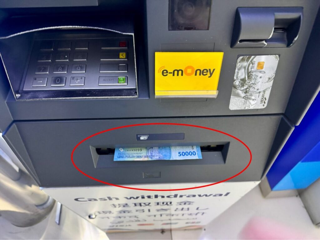 インドネシアATM