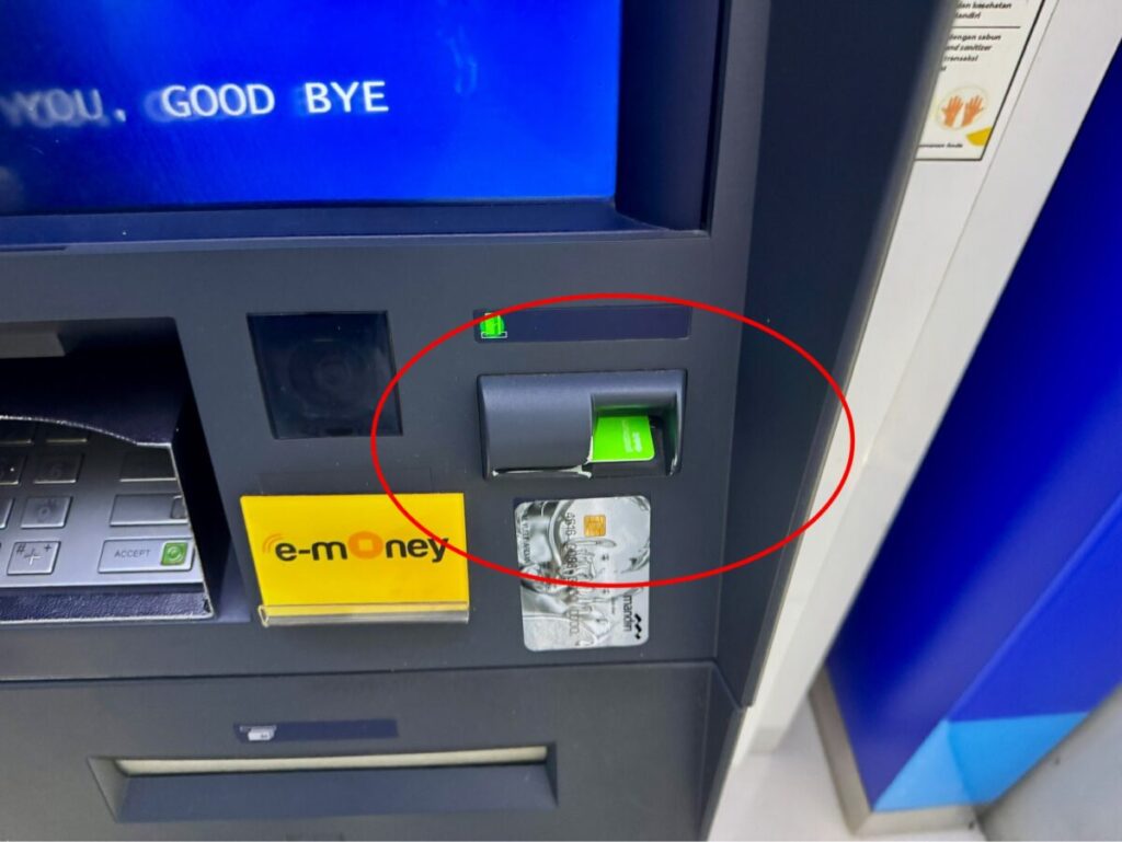 インドネシアATM