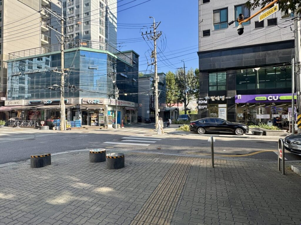 地下鉄5号線新吉駅3番出口