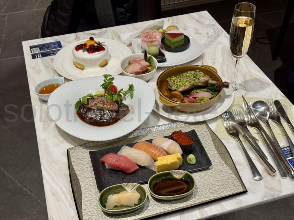 ANA SUITE LOUNGE